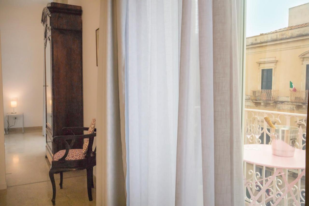 Residenza Lago Syracuse Bagian luar foto