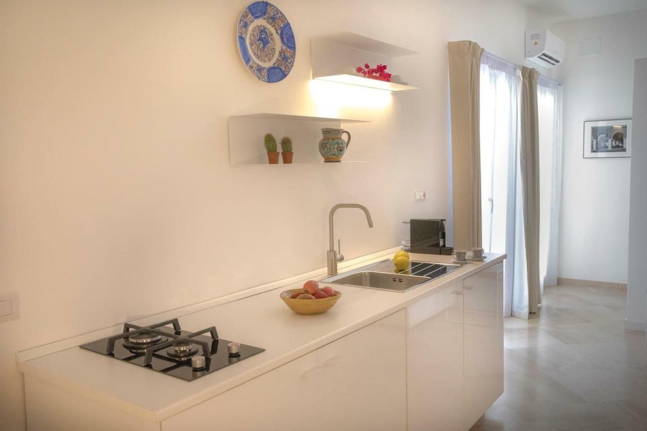 Residenza Lago Syracuse Bagian luar foto